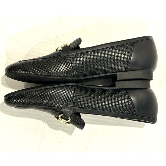 Unisa black womens textured flats loafers size 6M new without tags box - Picture 3 of 10